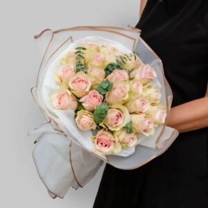 Rosé Luxe – Premium Pink Floral Bouquet