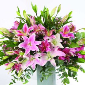 The Stargazer’s Spell – 20 Stargazer Pink Lilies with Fillers in a Vase